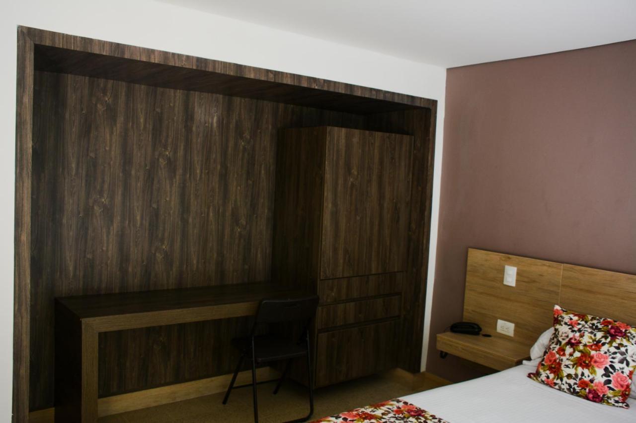 Hotel Poma Rosa Medellín Eksteriør billede