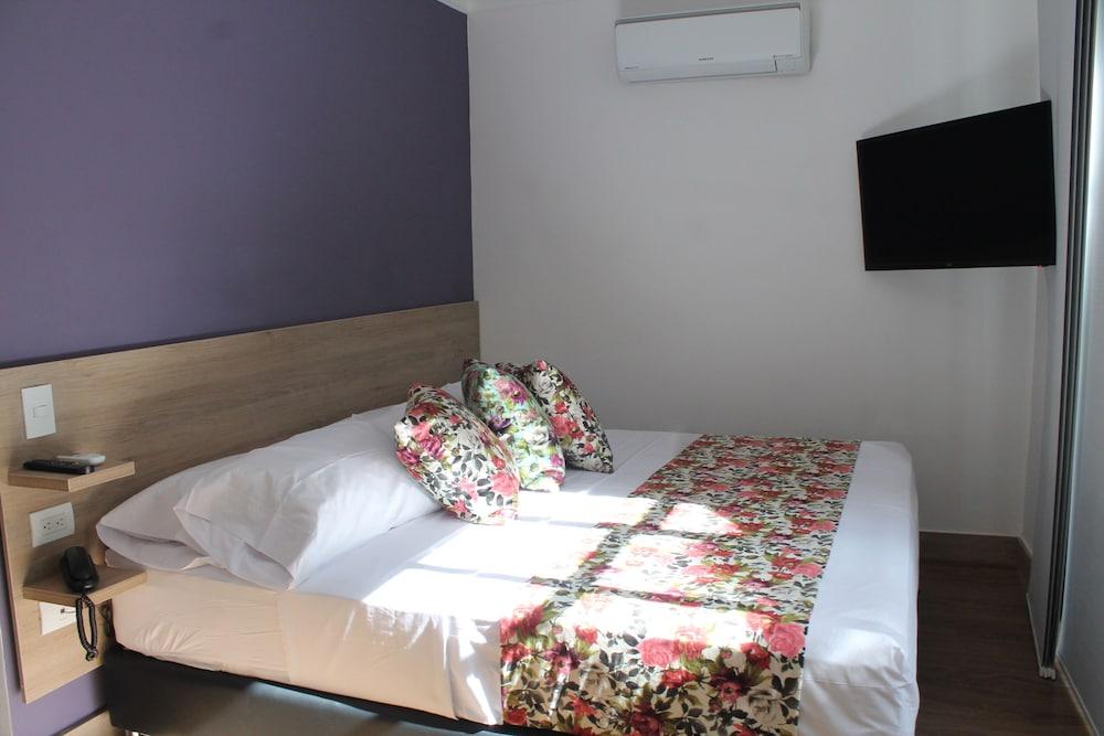 Hotel Poma Rosa Medellín Eksteriør billede